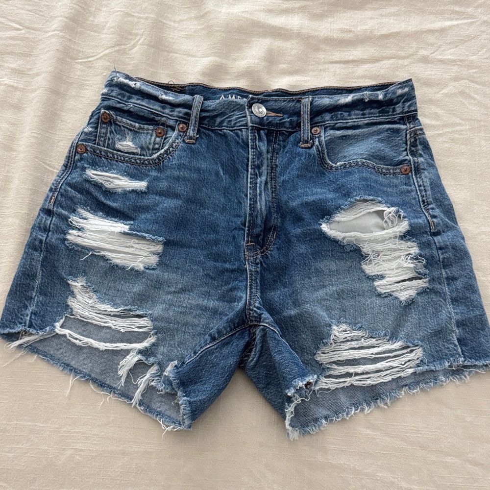 AE 90s Boyfriend Shorts